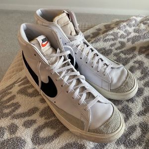 Women’s High Top Nike Blazer